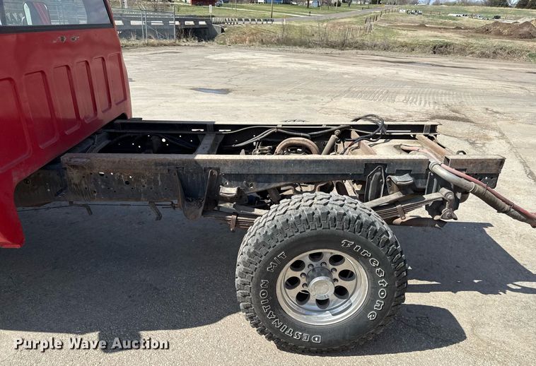 image for item ED4170 1985 Chevrolet K30 pickup truck cab and chassis