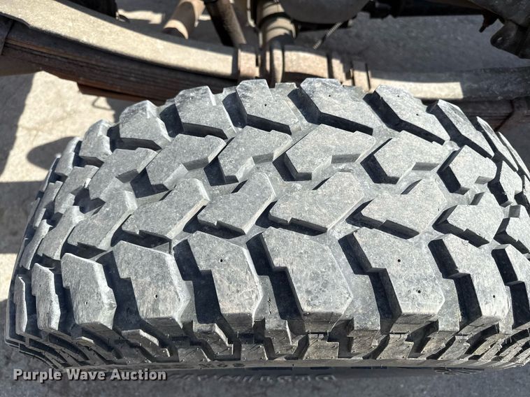 image for item ED4170 1985 Chevrolet K30 pickup truck cab and chassis