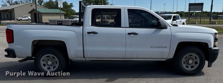 image for item ED5629 2015 Chevrolet Silverado 1500 Crew Cab pickup truck