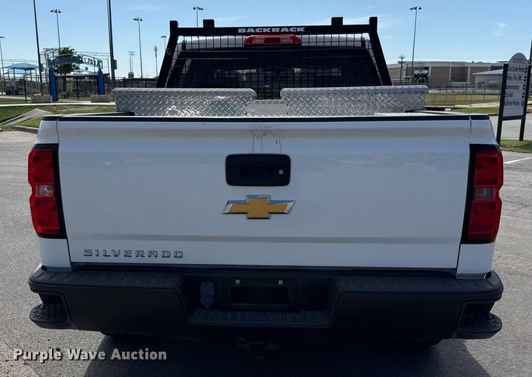 image for item ED5629 2015 Chevrolet Silverado 1500 Crew Cab pickup truck