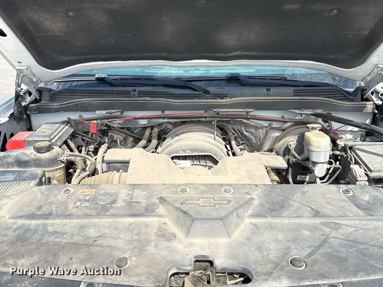 image for item ED5629 2015 Chevrolet Silverado 1500 Crew Cab pickup truck