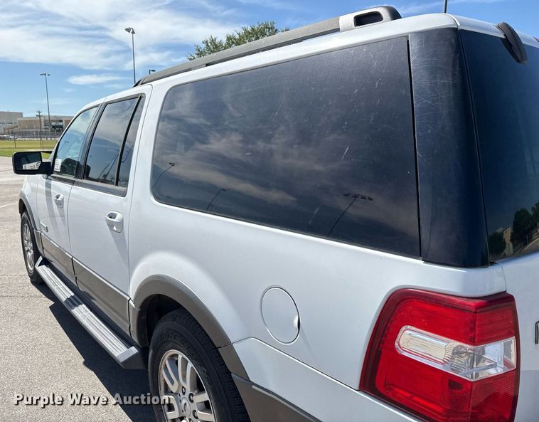image for item ED5630 2007 Ford Expedition EL SUV