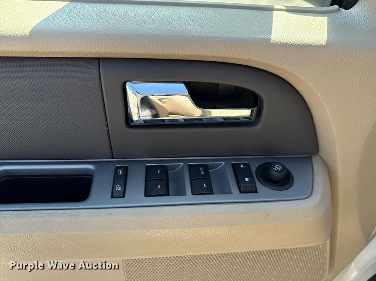 image for item ED5630 2007 Ford Expedition EL SUV