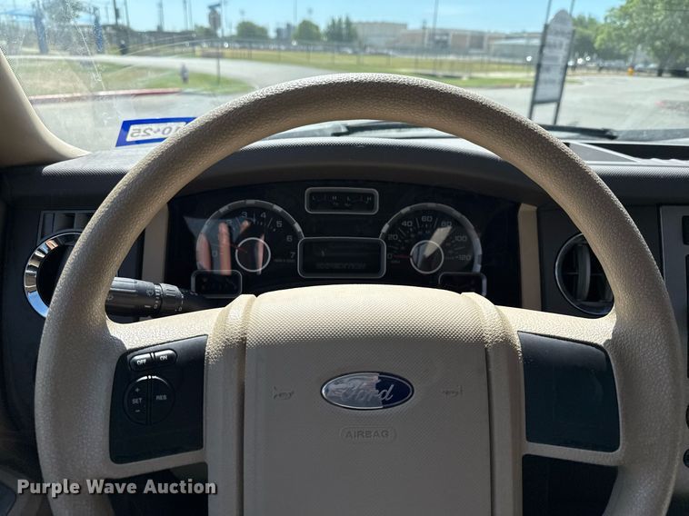 image for item ED5630 2007 Ford Expedition EL SUV