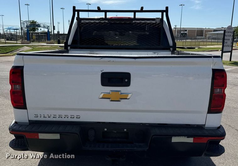 image for item ED5631 2014 Chevrolet Silverado 1500 Crew Cab pickup truck