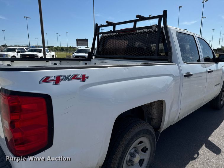 image for item ED5631 2014 Chevrolet Silverado 1500 Crew Cab pickup truck