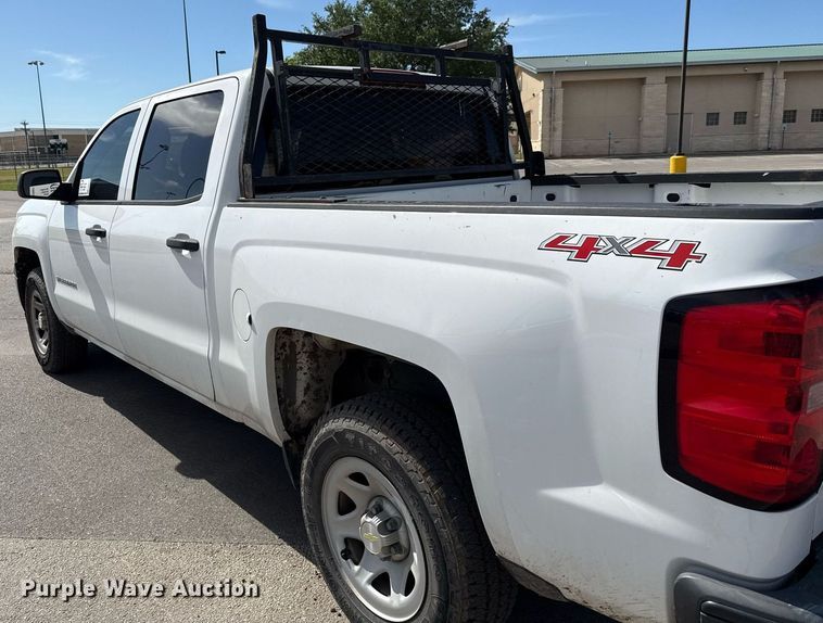 image for item ED5631 2014 Chevrolet Silverado 1500 Crew Cab pickup truck