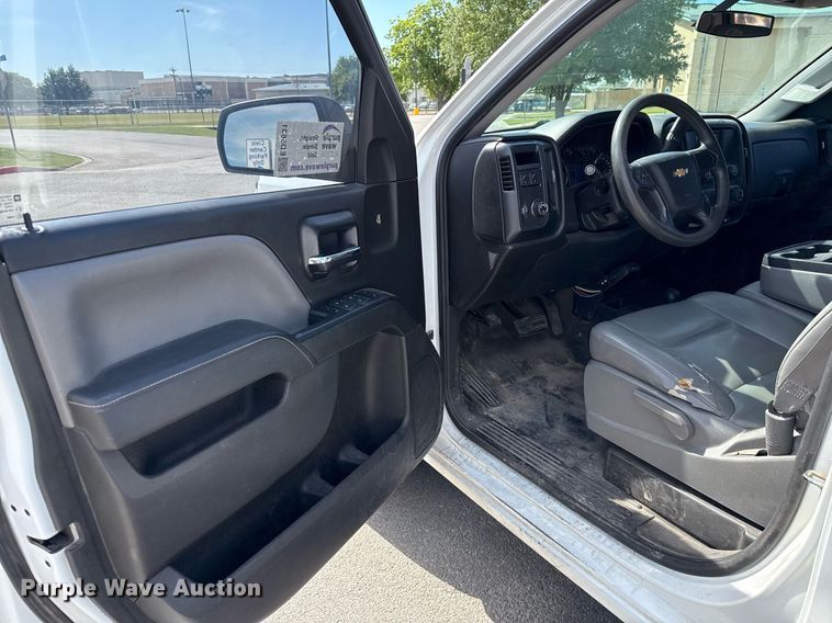 image for item ED5631 2014 Chevrolet Silverado 1500 Crew Cab pickup truck