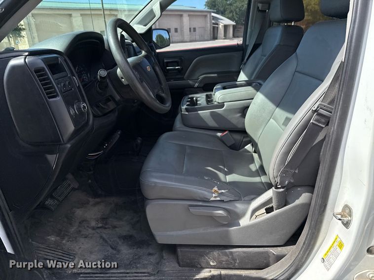 image for item ED5631 2014 Chevrolet Silverado 1500 Crew Cab pickup truck