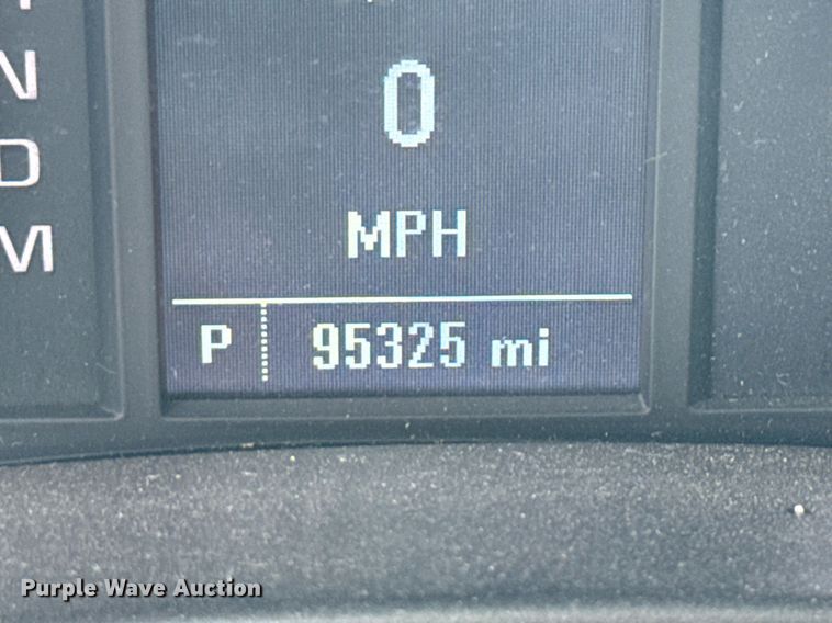 image for item ED5631 2014 Chevrolet Silverado 1500 Crew Cab pickup truck