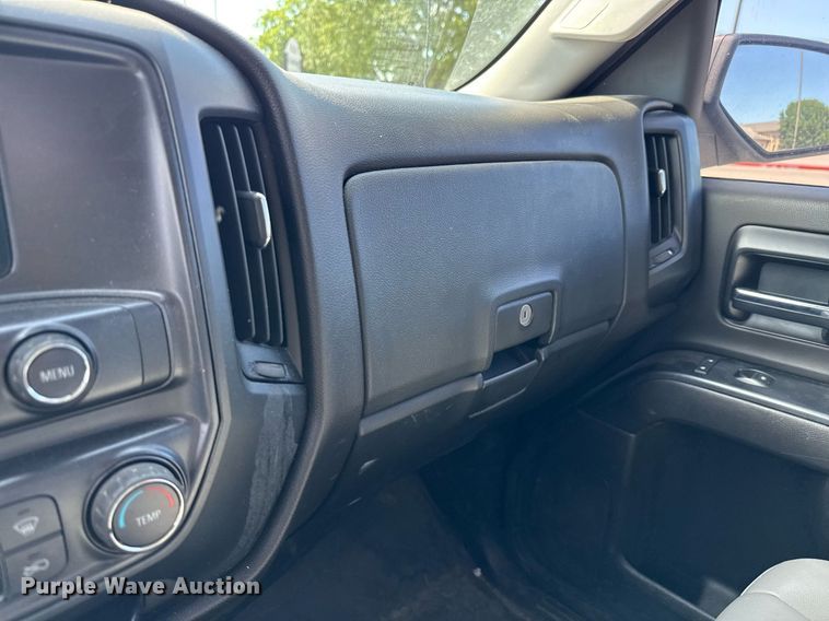 image for item ED5631 2014 Chevrolet Silverado 1500 Crew Cab pickup truck