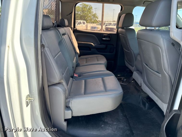 image for item ED5631 2014 Chevrolet Silverado 1500 Crew Cab pickup truck