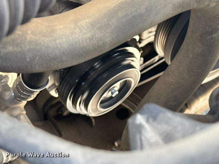 image for item ED5631 2014 Chevrolet Silverado 1500 Crew Cab pickup truck