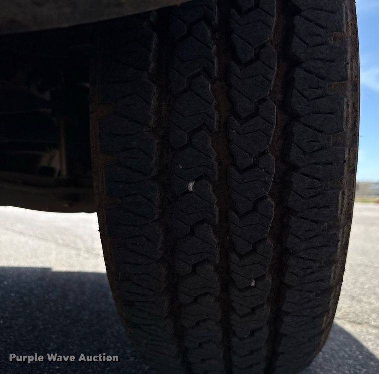 image for item ED5631 2014 Chevrolet Silverado 1500 Crew Cab pickup truck