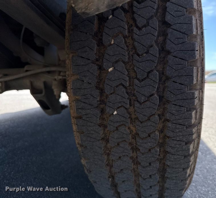 image for item ED5631 2014 Chevrolet Silverado 1500 Crew Cab pickup truck