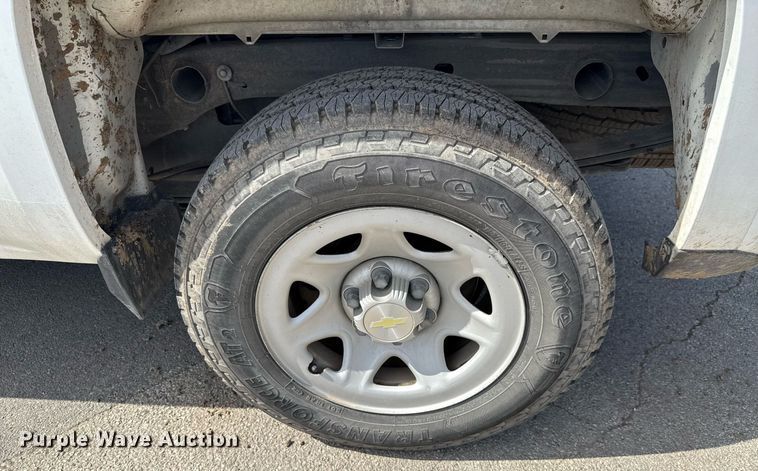 image for item ED5631 2014 Chevrolet Silverado 1500 Crew Cab pickup truck