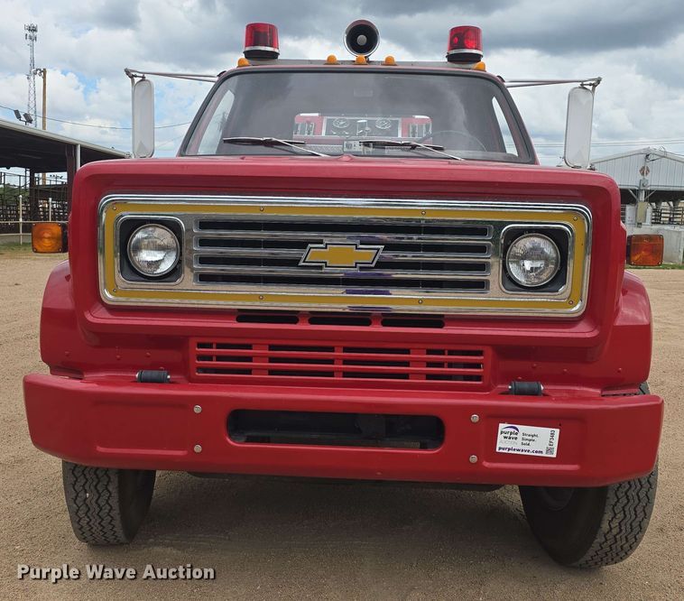 image for item EF3483 1989 Chevrolet 70 custom deluxe pumper fire truck