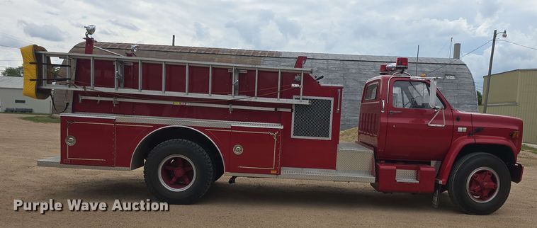 image for item EF3483 1989 Chevrolet 70 custom deluxe pumper fire truck
