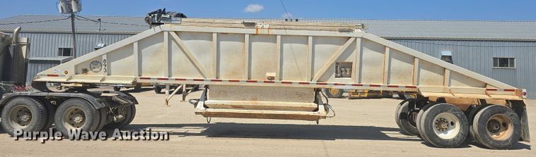 image for item EF3496 1995 Ranch bottom dump trailer