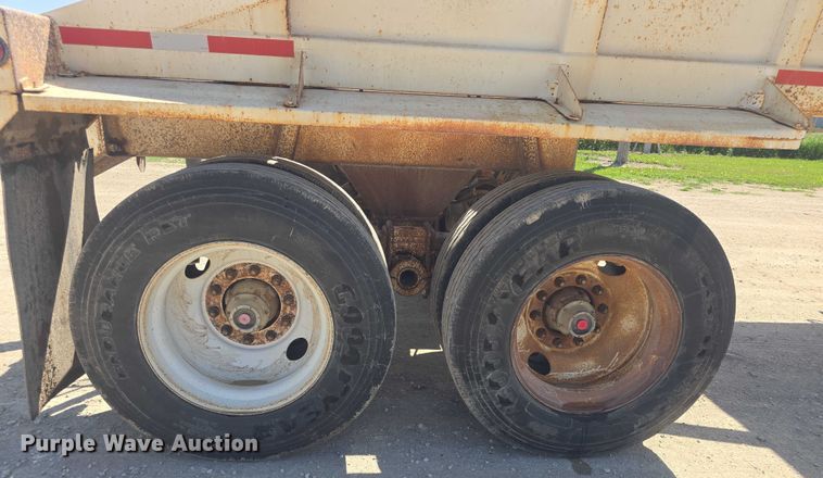image for item EF3496 1995 Ranch bottom dump trailer