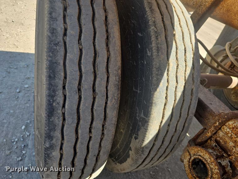 image for item EF3496 1995 Ranch bottom dump trailer