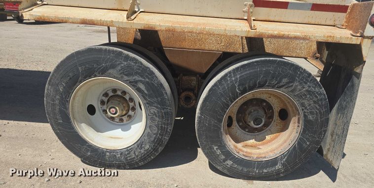 image for item EF3496 1995 Ranch bottom dump trailer