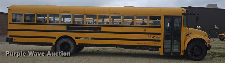 image for item EF3500 2005 International 3000 school bus