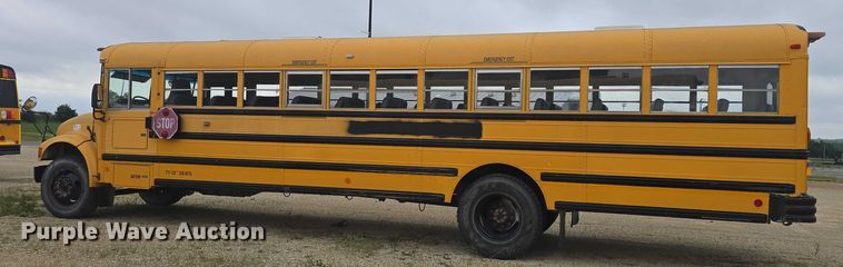 image for item EF3500 2005 International 3000 school bus