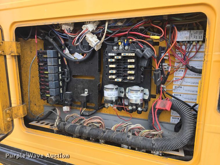 image for item EF3500 2005 International 3000 school bus