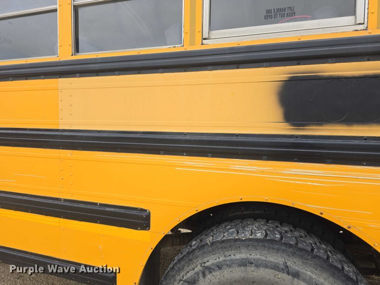 image for item EF3500 2005 International 3000 school bus