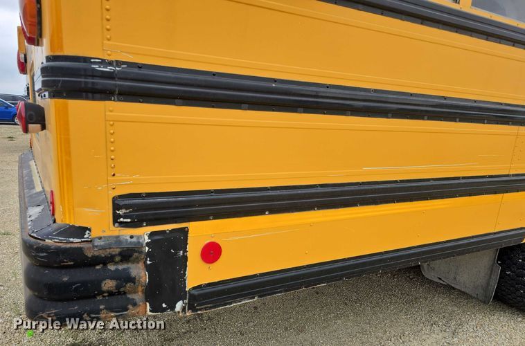 image for item EF3500 2005 International 3000 school bus