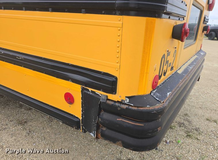image for item EF3500 2005 International 3000 school bus