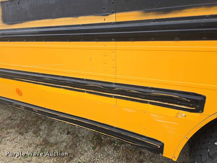image for item EF3500 2005 International 3000 school bus