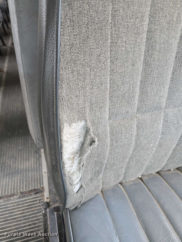 image for item EF3500 2005 International 3000 school bus