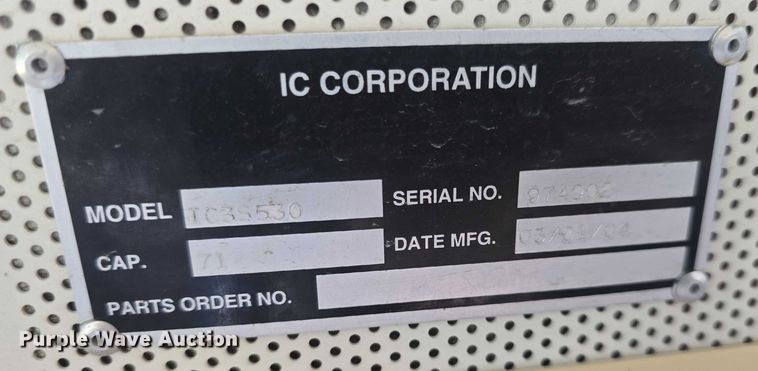 image for item EF3500 2005 International 3000 school bus