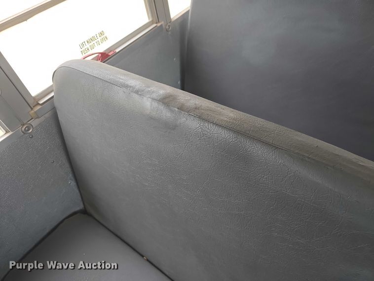 image for item EF3500 2005 International 3000 school bus