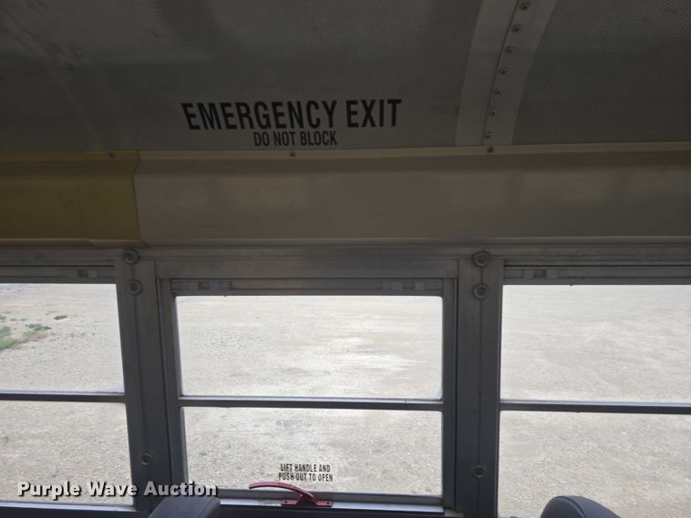 image for item EF3500 2005 International 3000 school bus