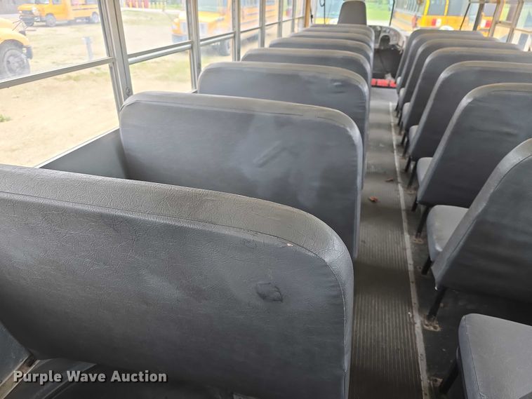 image for item EF3500 2005 International 3000 school bus