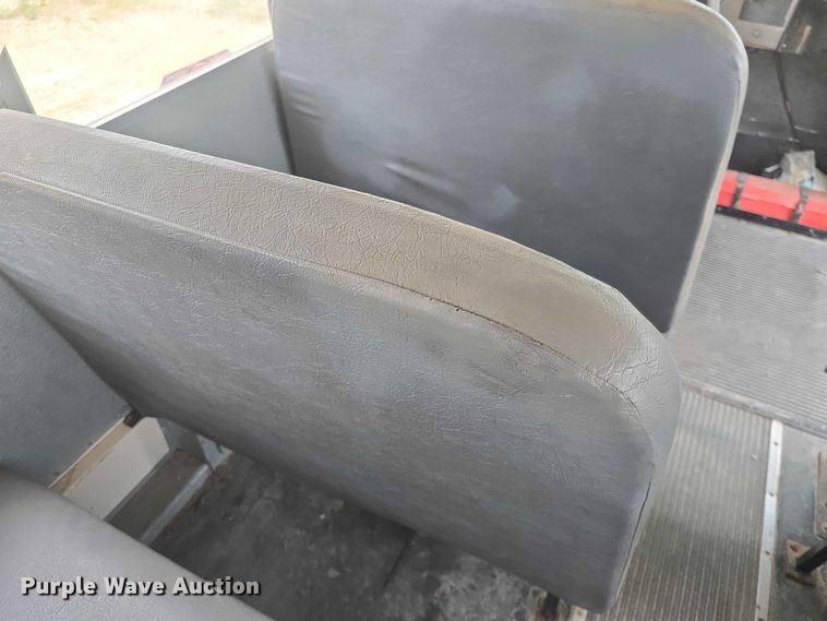 image for item EF3500 2005 International 3000 school bus