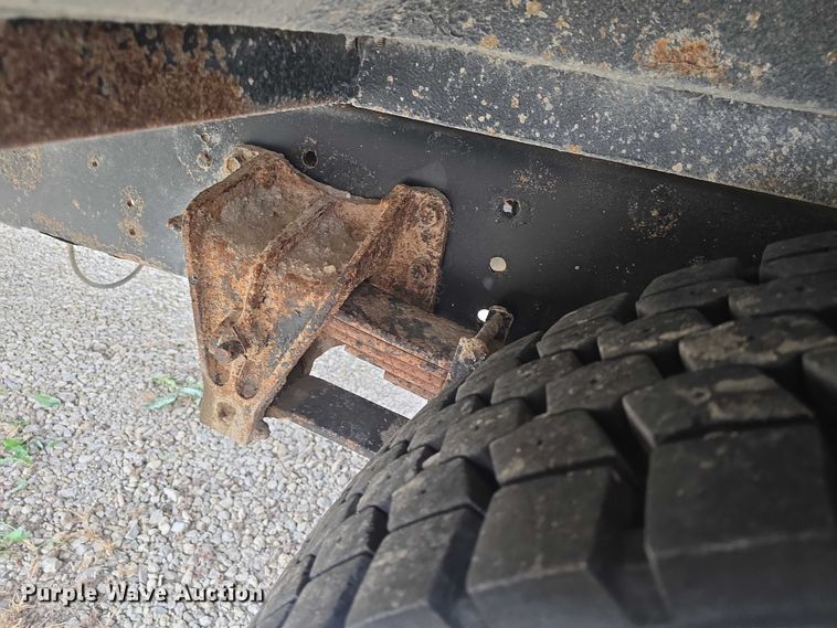 image for item EF3500 2005 International 3000 school bus