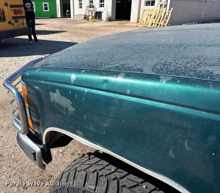 image for item EG6449 1995 Chevrolet K1500 Silverado Ext. Cab pickup truck