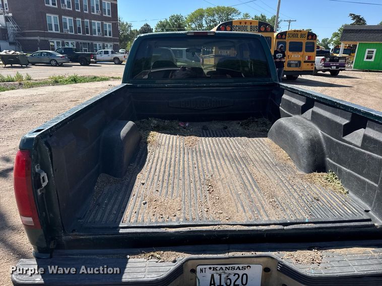 image for item EG6449 1995 Chevrolet K1500 Silverado Ext. Cab pickup truck