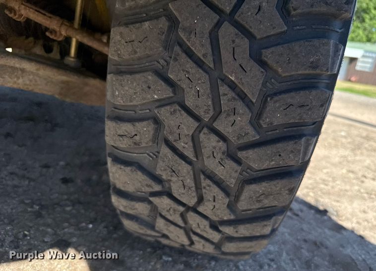 image for item EG6449 1995 Chevrolet K1500 Silverado Ext. Cab pickup truck