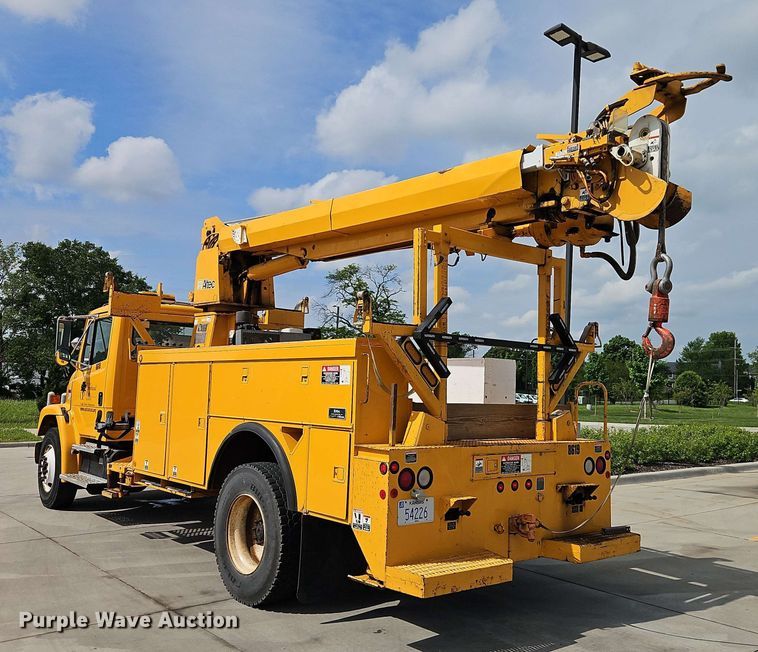 image for item EJ0023 2001 Freightliner FL70 digger derrick truck