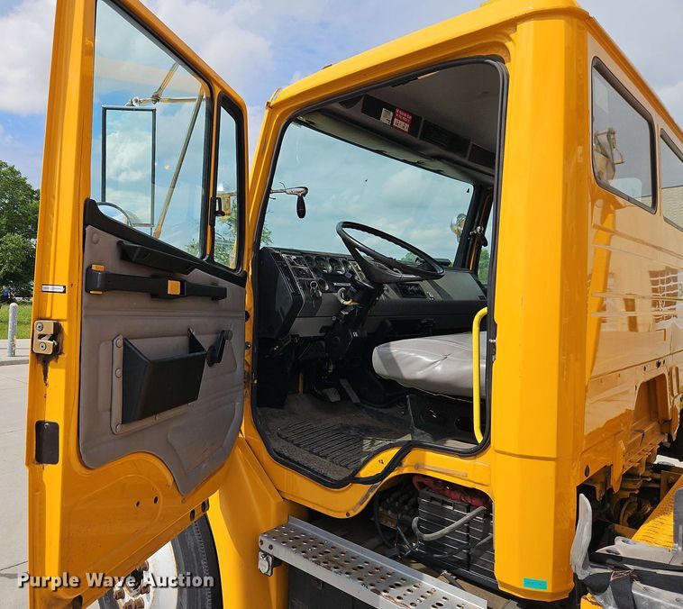 image for item EJ0023 2001 Freightliner FL70 digger derrick truck