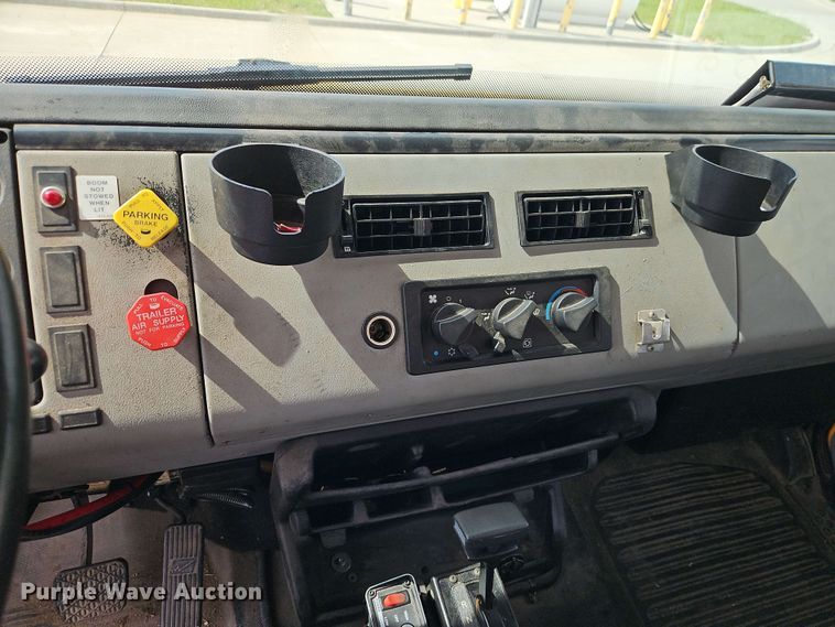 image for item EJ0023 2001 Freightliner FL70 digger derrick truck