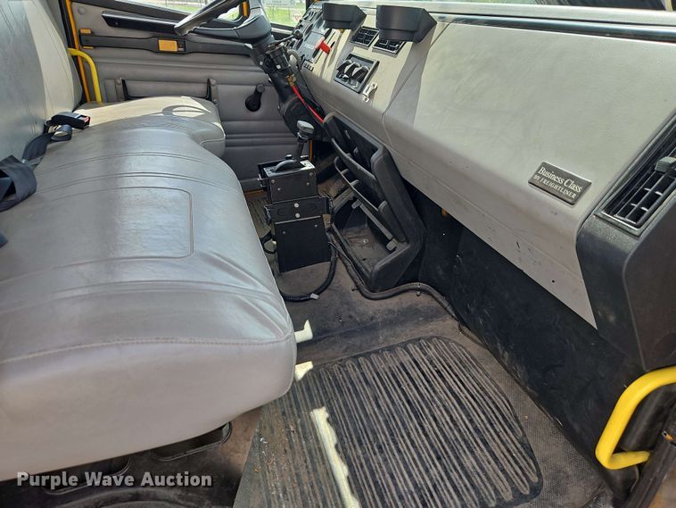 image for item EJ0023 2001 Freightliner FL70 digger derrick truck