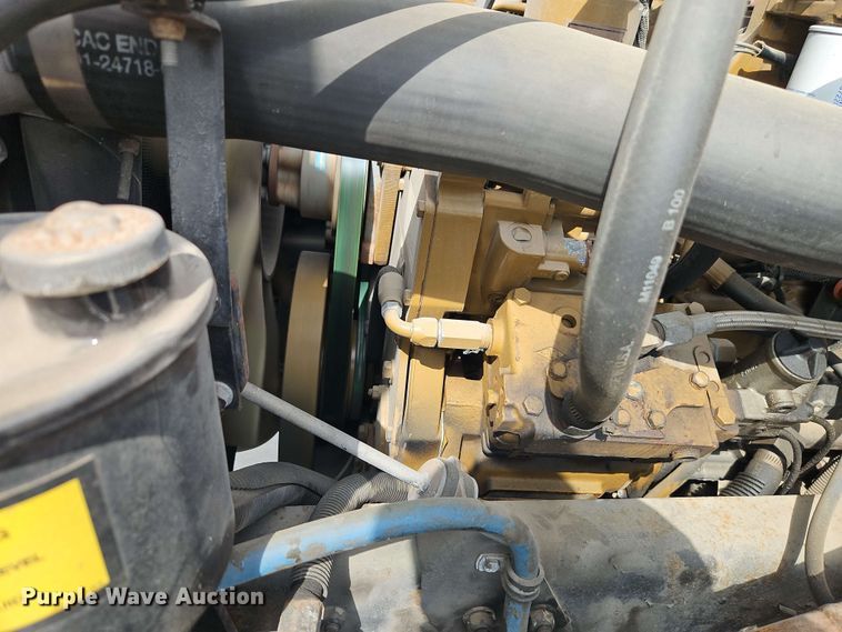 image for item EJ0023 2001 Freightliner FL70 digger derrick truck