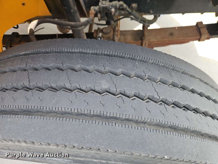 image for item EJ0023 2001 Freightliner FL70 digger derrick truck