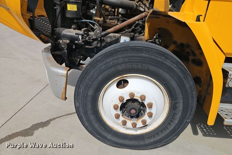 image for item EJ0023 2001 Freightliner FL70 digger derrick truck